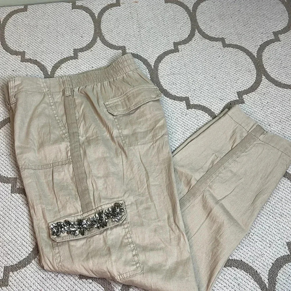 🤍Chico’s Casual linen blend Embellished Utility Crop Pants, XS/2 - Picture 4 of 17